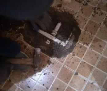 宝鸡卫生间漏水维修公司为您分享下卫生间渗水如何处理及注意事项
